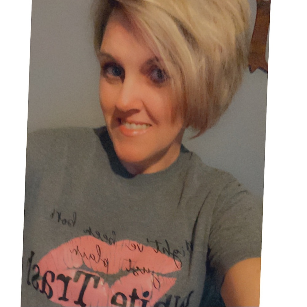 Meet your Posher, Denise